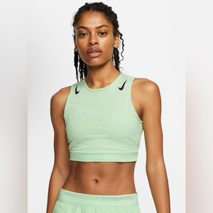 Nike Women's Aeroswift Running Crop Top - Size M